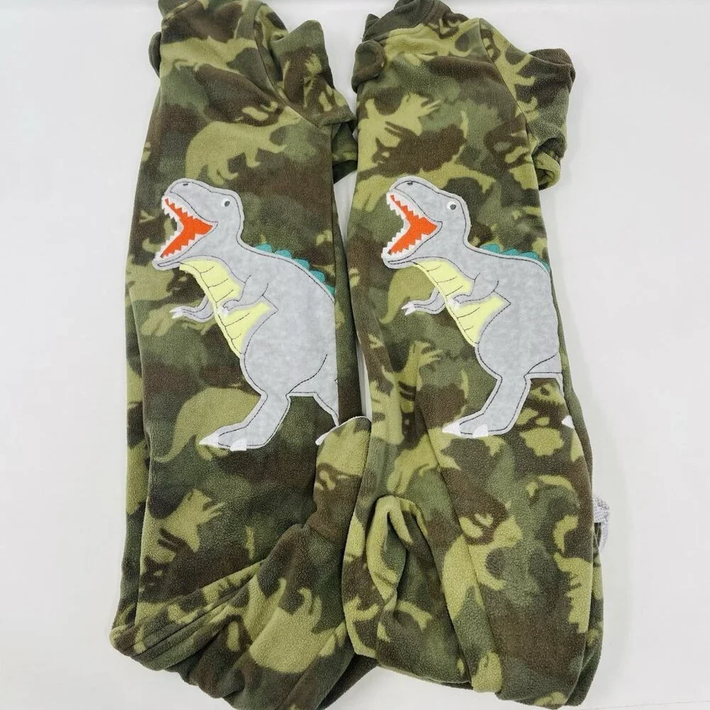 Carters Baby Boys 12 Months Lot of 2‎ One Piece Camo Fleece Footed Pajamas 1678